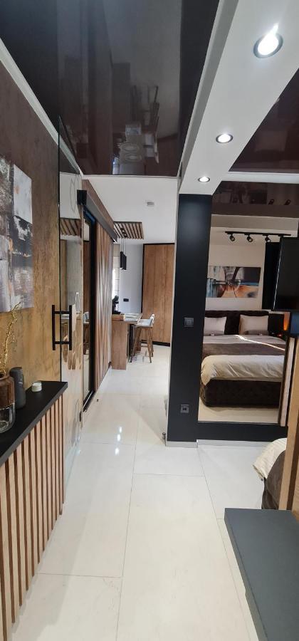 Design Apartment Platinium Spa Lux 5 Star "Havana" Completely Private Wellness & Spa Free Included Sauna & Jacuzzi & Salt Wall & Fire Place & 3D Ceilings & Business Wifi & Netflix & Keyless Code Entry & Full Smart App & Secure 2 Parking Place Cuprija Luaran gambar