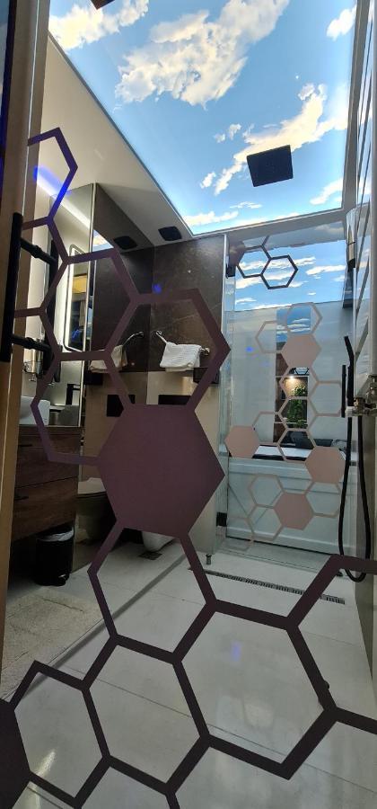 Design Apartment Platinium Spa Lux 5 Star "Havana" Completely Private Wellness & Spa Free Included Sauna & Jacuzzi & Salt Wall & Fire Place & 3D Ceilings & Business Wifi & Netflix & Keyless Code Entry & Full Smart App & Secure 2 Parking Place Cuprija Luaran gambar
