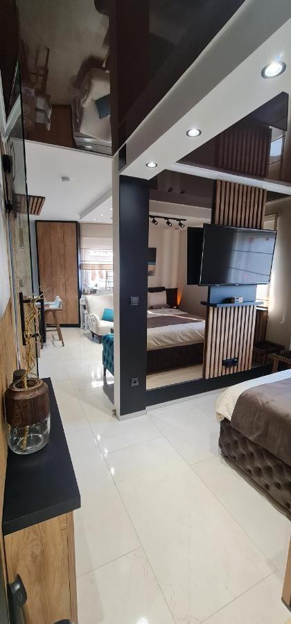 Design Apartment Platinium Spa Lux 5 Star "Havana" Completely Private Wellness & Spa Free Included Sauna & Jacuzzi & Salt Wall & Fire Place & 3D Ceilings & Business Wifi & Netflix & Keyless Code Entry & Full Smart App & Secure 2 Parking Place Cuprija Luaran gambar